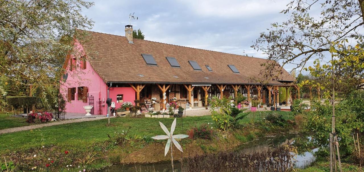 La Maison Du L.A.C. Simard Buitenkant foto